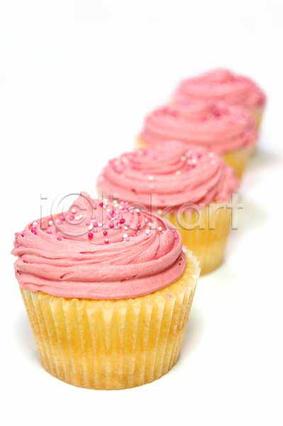 달콤 사람없음 JPG 포토 해외이미지 분홍색 스프링클 여러개 일렬 장식 컵케이크 크림