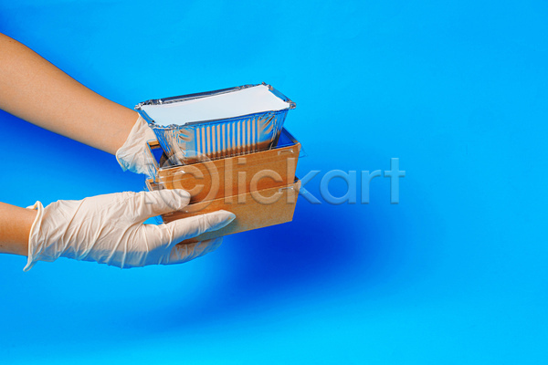 신체부위 JPG 포토 해외이미지 들기 손 종이상자 친환경 파란색 패키지 포장용기
