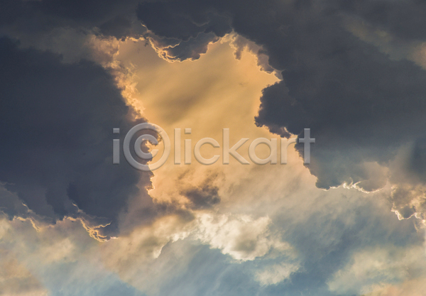 사람없음 JPG 포토 해외이미지 구름(자연) 빛무리 야간 야외 일몰 태양 풍경(경치) 하늘