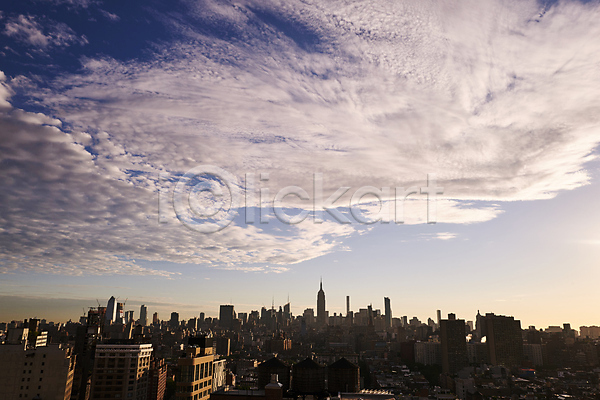 사람없음 JPG 포토 고층빌딩 구름(자연) 뉴욕 도시 도시풍경 빌딩 야외 엠파이어스테이트빌딩 전경 주간 하늘 해외풍경