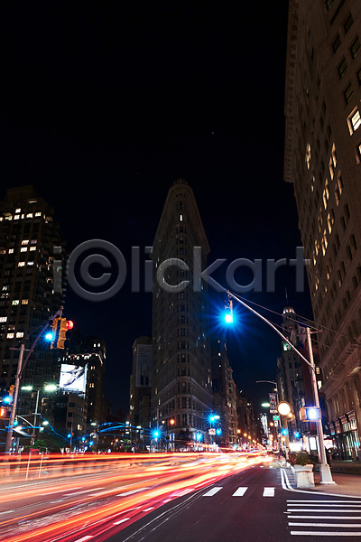 사람없음 JPG 장노출 포토 교통 궤적 뉴욕 도로 도시 빛 신호등 야간 야경 야외 자동차 해외풍경 횡단보도