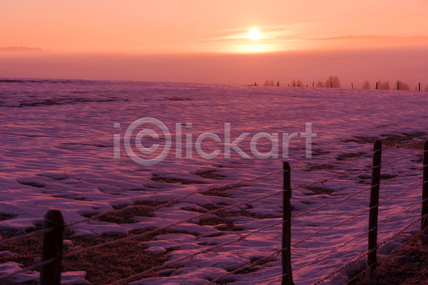 추위 사람없음 JPG 포토 해외이미지 겨울 눈내림 아침 야외 일출 태양 파노라마 풍경(경치) 하늘 햇빛