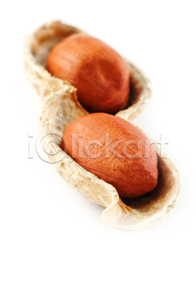 사람없음 JPG 근접촬영 포토 해외이미지 두개 땅콩 땅콩껍질 실내 흰배경