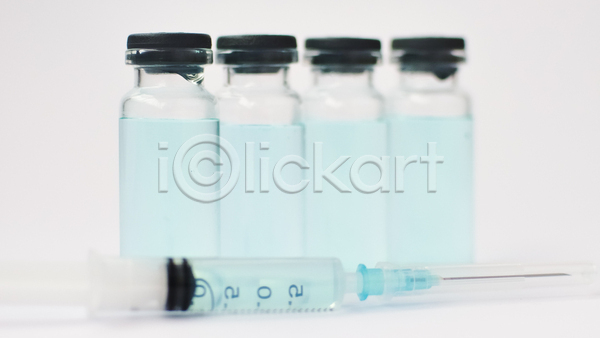사람없음 JPG 포토 해외이미지 바이알 백신 스튜디오촬영 액체 예방접종 오브젝트 유리병 주사기 투명 하늘색