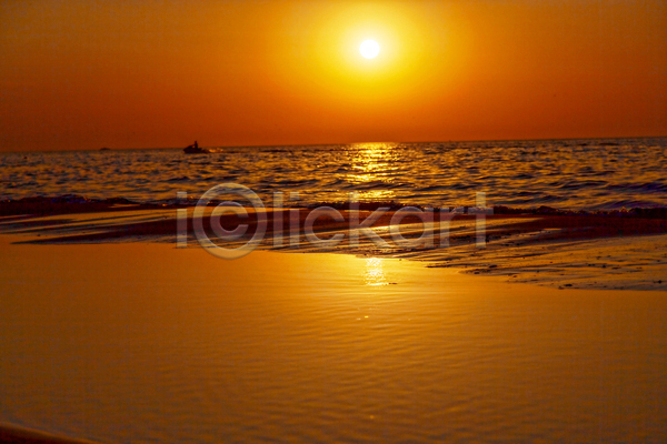 사람없음 JPG 포토 해외이미지 맑음 바다 아침 야외 이국적 일출 자연 태양 파도 풍경(경치) 하늘 햇빛
