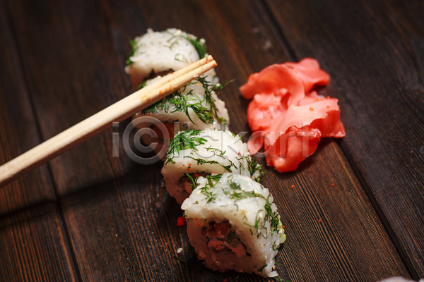 사람없음 JPG 아웃포커스 포토 해외이미지 롤스시 생강초절임 일본음식 젓가락