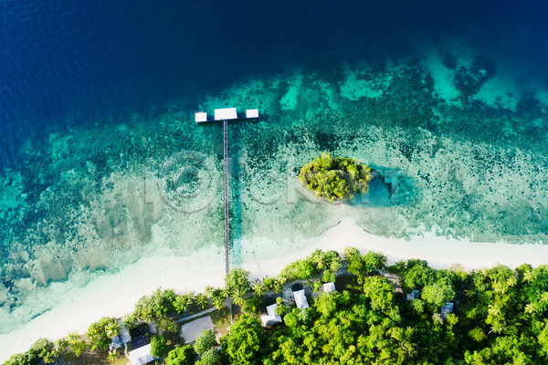 사람없음 JPG 포토 하이앵글 해외이미지 건물 부둣가 섬 수상가옥 야외 주간 풍경(경치) 해변