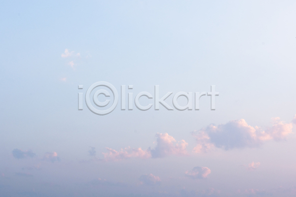 사람없음 JPG 포토 해외이미지 구름(자연) 날씨 백그라운드 뷰티 빛 솜털 여름(계절) 자연 천국 파란색 풍경(경치) 하늘 햇빛 흰색