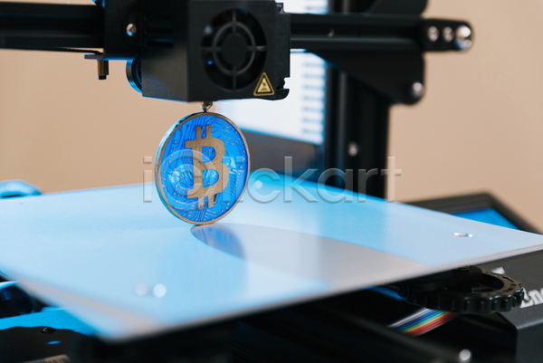 사람없음 JPG 포토 해외이미지 3D프린터 4차산업 가상화폐 과학기술 동전 실내 인공 제조