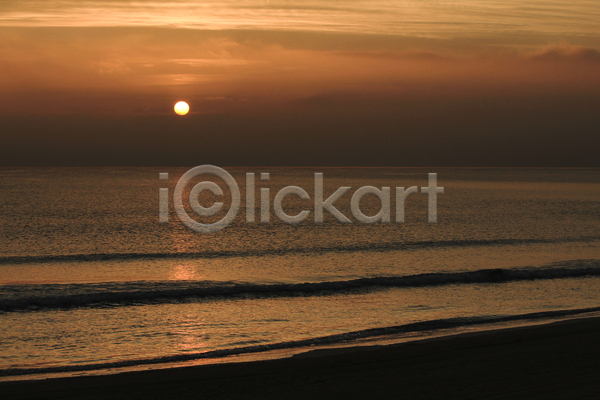 사람없음 JPG 포토 해외이미지 구름(자연) 바다 스페인 아침 알리칸테 야외 일출 자연 태양 풍경(경치) 하늘 햇빛