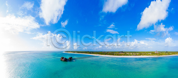 사람없음 JPG 포토 해외이미지 건물 몰디브 바다 섬 수상가옥 야외 주간 파노라마 풍경(경치) 하늘