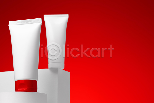사람없음 JPG 포토 해외이미지 두개 목업 빨간색 선크림 스킨케어 오브젝트 튜브용기 화장용품