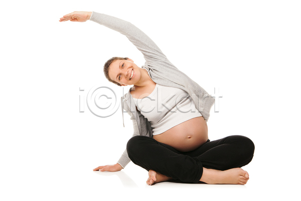 성인 성인여자한명만 여자 한명 JPG 앞모습 포토 해외이미지 건강관리 손뻗기 실내 앉기 요가 요가복 요가자세 임산부 임산부요가 전신 흰배경