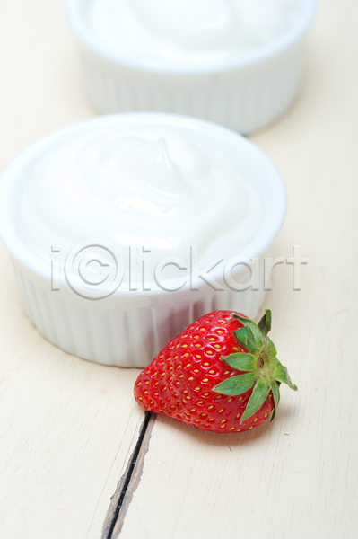 사람없음 JPG 포토 해외이미지 그릭요거트 딸기 흰배경