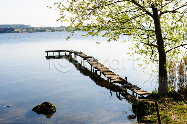 사람없음 JPG 포토 해외이미지 나룻터 나무 야외 자연 주간 풍경(경치) 호수
