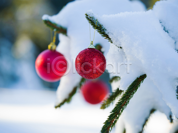 사람없음 JPG 아웃포커스 포토 해외이미지 겨울풍경 눈(날씨) 눈덮임 야외 오너먼트 주간 크리스마스 크리스마스용품