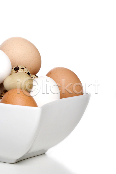 사람없음 JPG 포토 해외이미지 계란 그릇 담기 메추라기알 메추리알 실내 흰배경