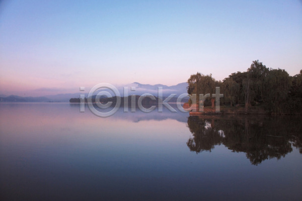사람없음 JPG 포토 강 백그라운드 섬 야외 자연 주간 풍경(경치) 하늘 호수