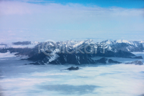 사람없음 JPG 포토 겨울 계절 구름(자연) 눈(날씨) 배경화면 백그라운드 사계절 산 야외 운해 자연 주간 풍경(경치) 하늘