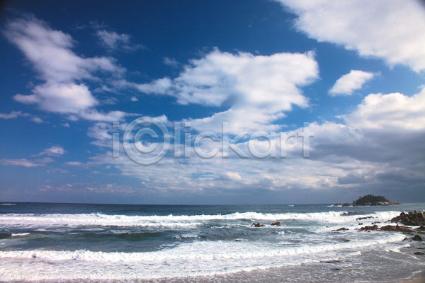 사람없음 JPG 포토 구름(자연) 바다 배경화면 백그라운드 야외 자연 주간 파도 풍경(경치) 하늘 해변 해수욕장 휴양지