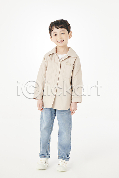 남자 소년 소년한명만 어린이 한국인 한명 JPG 앞모습 포토 미소(표정) 스튜디오촬영 어린이라이프 응시 전신