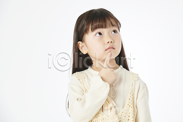 소녀(어린이) 소녀한명만 어린이 여자 한국인 한명 JPG 앞모습 포토 상반신 손짓 스튜디오촬영 어린이라이프 올려보기