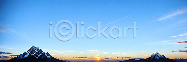 사람없음 JPG 포토 구름(자연) 맑음 뭉게구름 백그라운드 새벽 설산 야외 와이드컷 일출 주간 칠레 태양 풍경(경치) 하늘