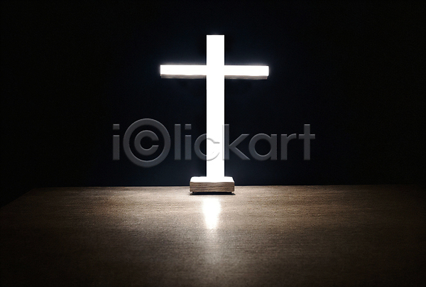 사람없음 JPG 디지털합성 편집이미지 검은색 기독교 실내 십자가 탁자 편집소스 풍경(경치)