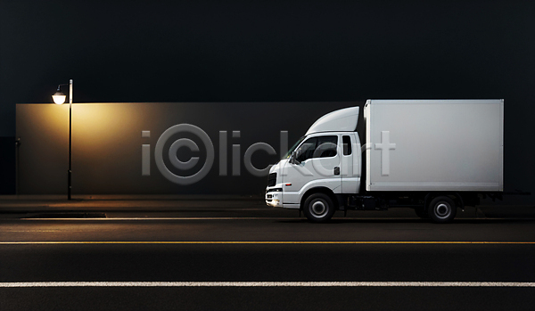 사람없음 JPG 디지털합성 편집이미지 가로등 도로 물류 배송 빛 새벽배송 야간 야외 탑차 택배 편집소스