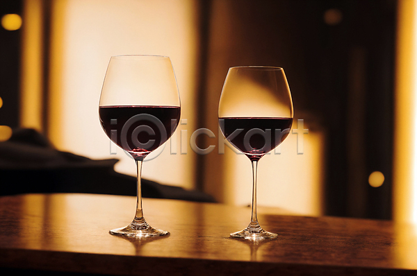사람없음 JPG 디지털합성 편집이미지 레드와인 백그라운드 보케 와인 와인잔 탁자 편집소스