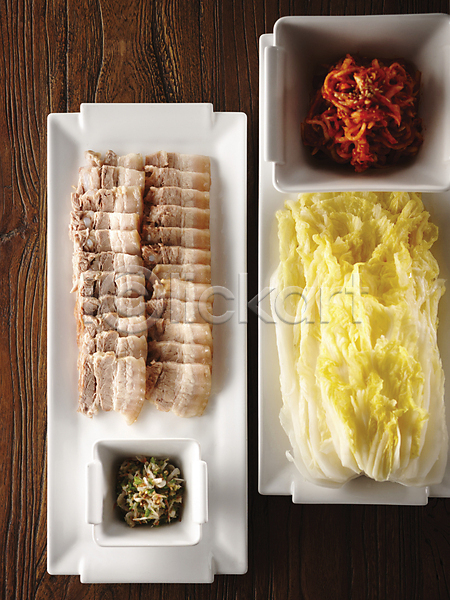 사람없음 JPG 포토 하이앵글 무생채 반찬 배추 백김치 보쌈 새우젓 식사 접시 플레이팅