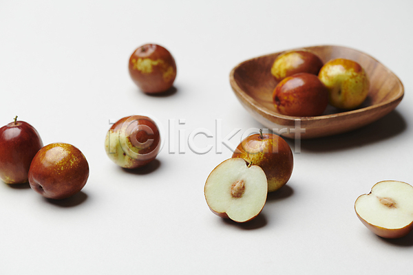 신선 사람없음 JPG 포토 가을(계절) 나무그릇 나무접시 사과대추 스튜디오촬영 식재료 열매 유기농