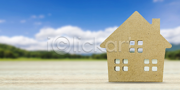 사람없음 JPG 포토 해외이미지 구름 구매 금융 대출 디자인 땅 모델 비즈니스 사인 세일 심볼 오브젝트 자연 재산 주택 진짜 카피스페이스 컨셉 하늘 해외202309 해외포토