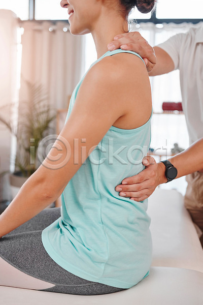 두명 성인 성인만 JPG 포토 해외이미지 건강 마사지 무료이미지 물리치료 물리치료사 지압 치료 치료사 테라피 해외202309 해외포토 환자