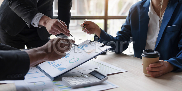 결과 계획 마케팅 분석 설계 사람 사람없음 JPG 포토 해외이미지 감독관 경영 경영자 계좌 공연 그래프 금융 문서 방법 보고서 브레인스토밍 비용 비즈니스 사무실 사업가 상의 서비스 세일 수익 예산 작업 지원 컨설턴트 컨셉 토론 통신 평가 프로젝트 해외202309 해외포토 협상 회계 회계사 회사