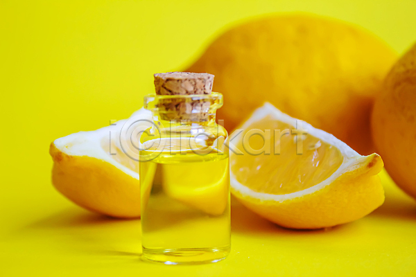 사람없음 JPG 포토 해외이미지 내추럴 노란색 레몬 백그라운드 아로마테라피 에센스 오일(화장품) 해외202309
