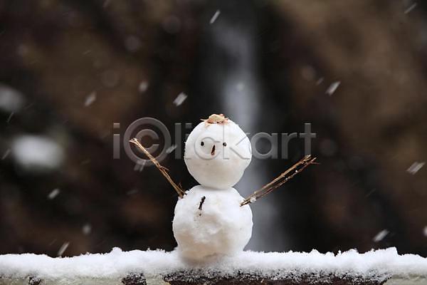 추위 사람없음 JPG 포토 해외이미지 겨울 나뭇가지 눈(날씨) 눈사람 해외202309