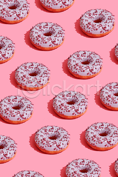 달콤 사람없음 JPG 포토 하이앵글 해외이미지 도넛 백그라운드 분홍색배경 패턴 해외202309