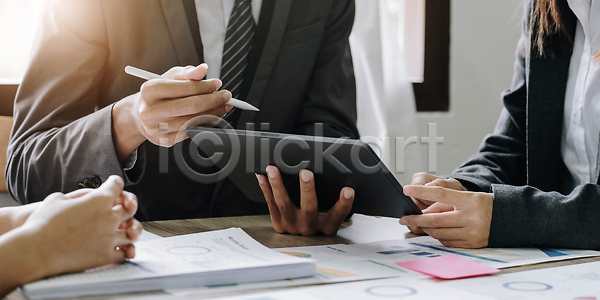 결과 계획 마케팅 분석 설계 성공 성장 투자 협력 사람 사람없음 JPG 포토 해외이미지 경영 그래프 그룹 금융 노트북 대화 동료 문서 보고서 브레인스토밍 비즈니스 비즈니스맨 사무실 상담원 업무 작업 정보 직업 직장 컨셉 컴퓨터 토론 통신 프로젝트 해외202309 해외포토 회계 회의