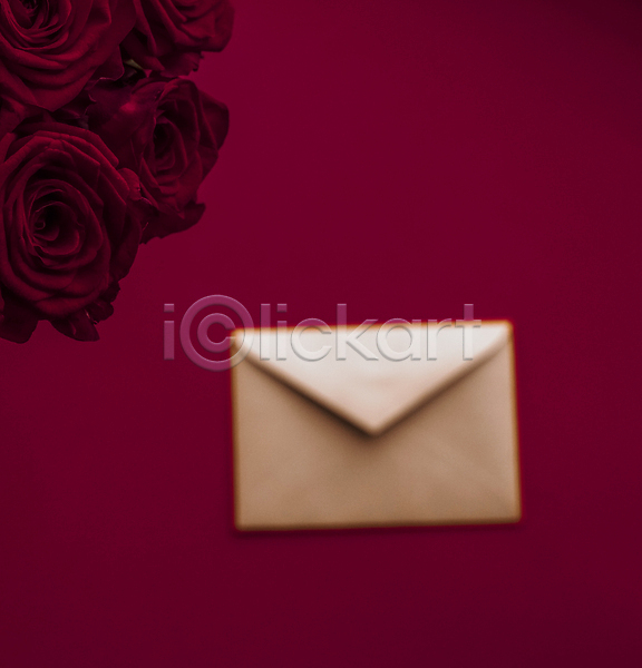 사람없음 JPG 포토 해외이미지 꽃다발 러브레터 발렌타인데이 백그라운드 버건디 장미 편지봉투