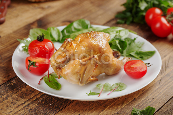 사람없음 JPG 포토 해외이미지 굽기 그릴 맛 맛있는 샐러드 식사 오리 요리 육류 음식 저녁식사 점심식사 접시 채소 치킨 튀김 해외202309 흰색