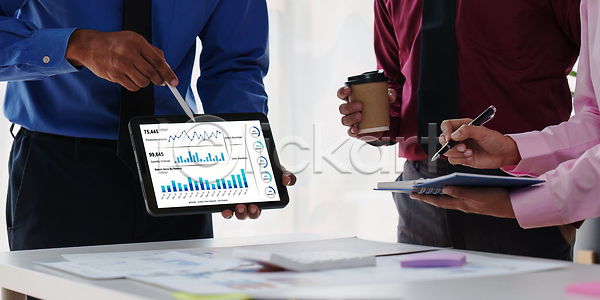 경쟁 계획 마케팅 분석 설계 성공 성장 투자 사람없음 JPG 포토 해외이미지 개발 경영 공연 그래프 금융 노트북 대표 디지털 문서 보고서 브레인스토밍 비즈니스 비즈니스맨 사무실 상담 업무 온라인 작업 정보 조언 직업 컨설턴트 컨셉 컴퓨터 토론 통신 프로젝트 해결 해외202309 해외포토 회계 회사