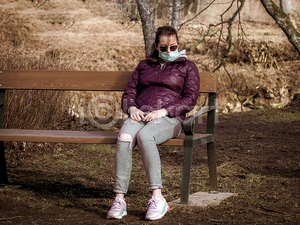 고민 고통 무서움 보호 스트레스 지구온난화 희망 성인 한명 JPG 포토 해외이미지 감염 과학 교육 글로벌 닥스훈트 당기기 독서 마라톤 문제 밀기 바이러스 백신 병원 숲 안경 우울증 인플루엔자 입 재채기 전염 전염병 조깅 증상 질병 청바지 친구 컨셉 코로나바이러스 학습 해외202309 행성 환자