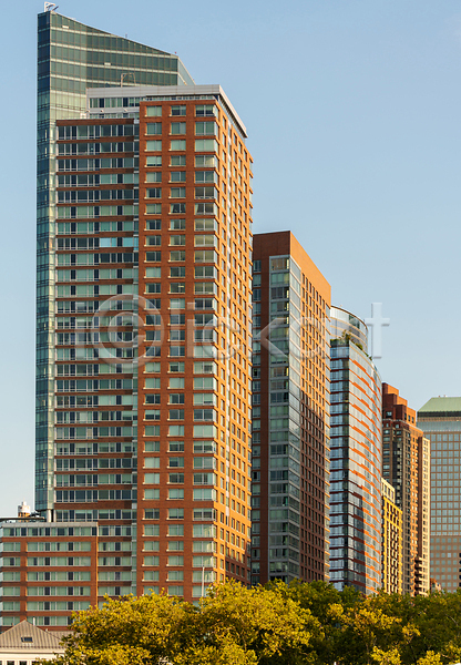 새로움 사람없음 JPG 포토 해외이미지 건물 건축양식 고층빌딩 금융 뉴욕 대도시 도시 도심 랜드마크 맨해튼 미국 부동산 비즈니스 사무실 센터 스카이라인 여행 지역 탑 하늘 해외202309