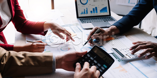 결과 계획 마케팅 분석 설계 성공 성장 투자 협력 사람 사람없음 JPG 포토 해외이미지 경영 그래프 그룹 금융 노트북 대화 동료 문서 보고서 브레인스토밍 비즈니스 비즈니스맨 사무실 상담원 업무 작업 정보 직업 직장 컨셉 컴퓨터 토론 통신 프로젝트 해외202309 해외포토 회계 회의