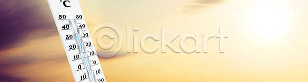 따뜻함 뜨거움 예측 추위 피곤 사람없음 JPG 포토 해외이미지 계절 글로벌 기구 날씨 눈금 맑음 물 봄 빨간색 섭씨 숫자 야외 여름 열 온도 온도계 자연 장비 지시 측정 타격 태양 파도 하늘 해외202309 해외포토 햇빛 환경 휴가