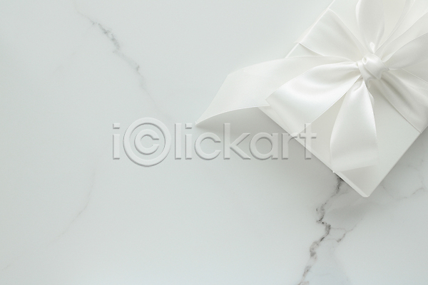 사람없음 JPG 포토 해외이미지 대리석 리본 선물상자 오브젝트 포장 한개 해외202309 흰색