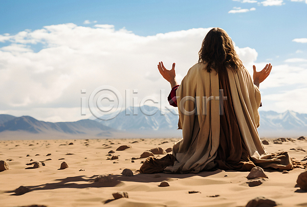 남자 성인 성인남자한명만 한명 JPG 디지털합성 편집이미지 구름(자연) 기도 기독교 사막 손들기 앉기 예수 전신 조약돌 하늘