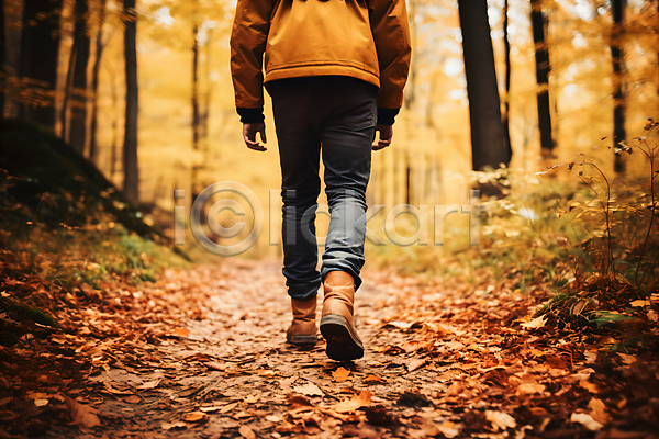 성인 성인여자한명만 여자 한명 JPG 편집이미지 가을(계절) 걷기 낙엽 단풍 등산 등산객 하반신 하이킹