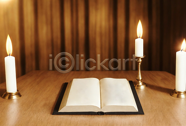 사람없음 JPG 디지털합성 편집이미지 기독교 나무탁자 성경 오브젝트 촛대 촛불 편집소스